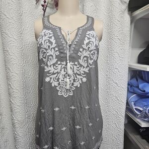 INC International Concepts Light Gray Top